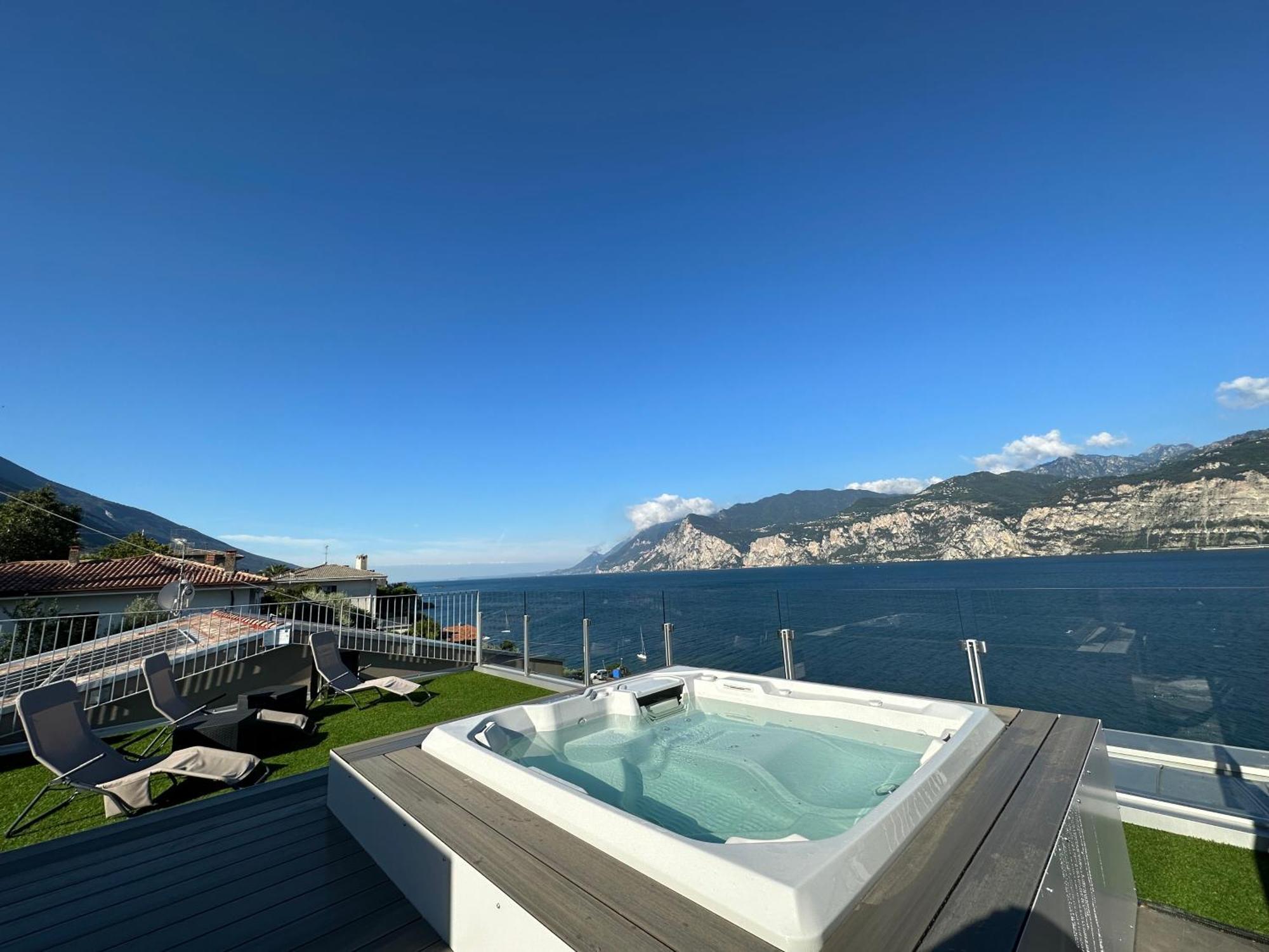 My Lake Apartments Malcesine Exterior photo